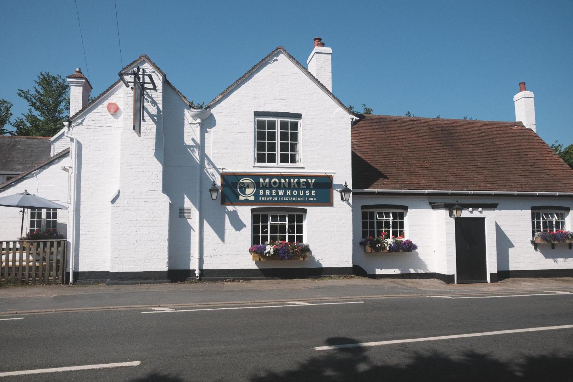 Monkey Brewhouse Hotel Lymington Luaran gambar
