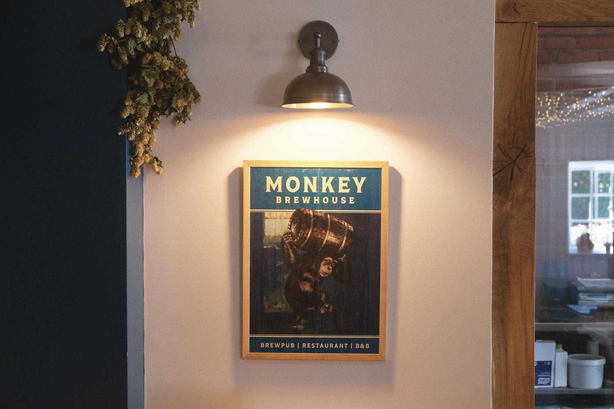 Monkey Brewhouse Hotel Lymington Luaran gambar